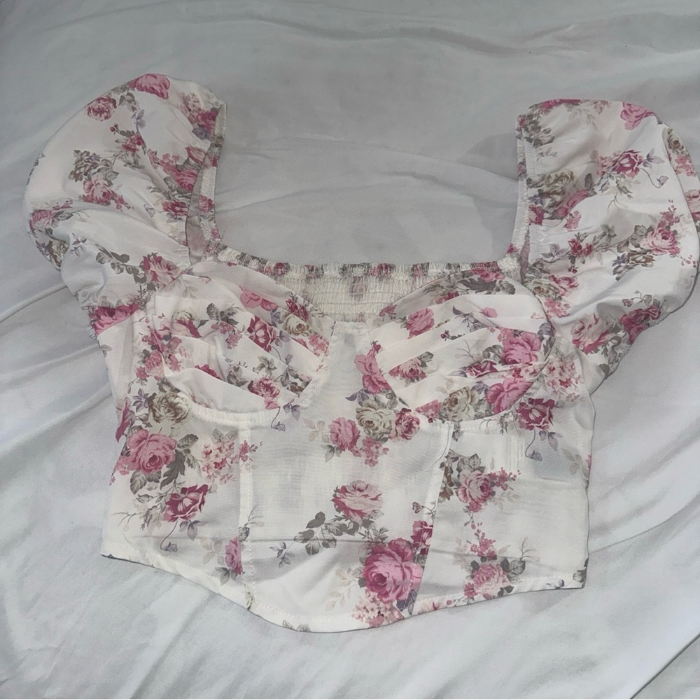 White and Pink Puff Sleeve Crop Blouse
